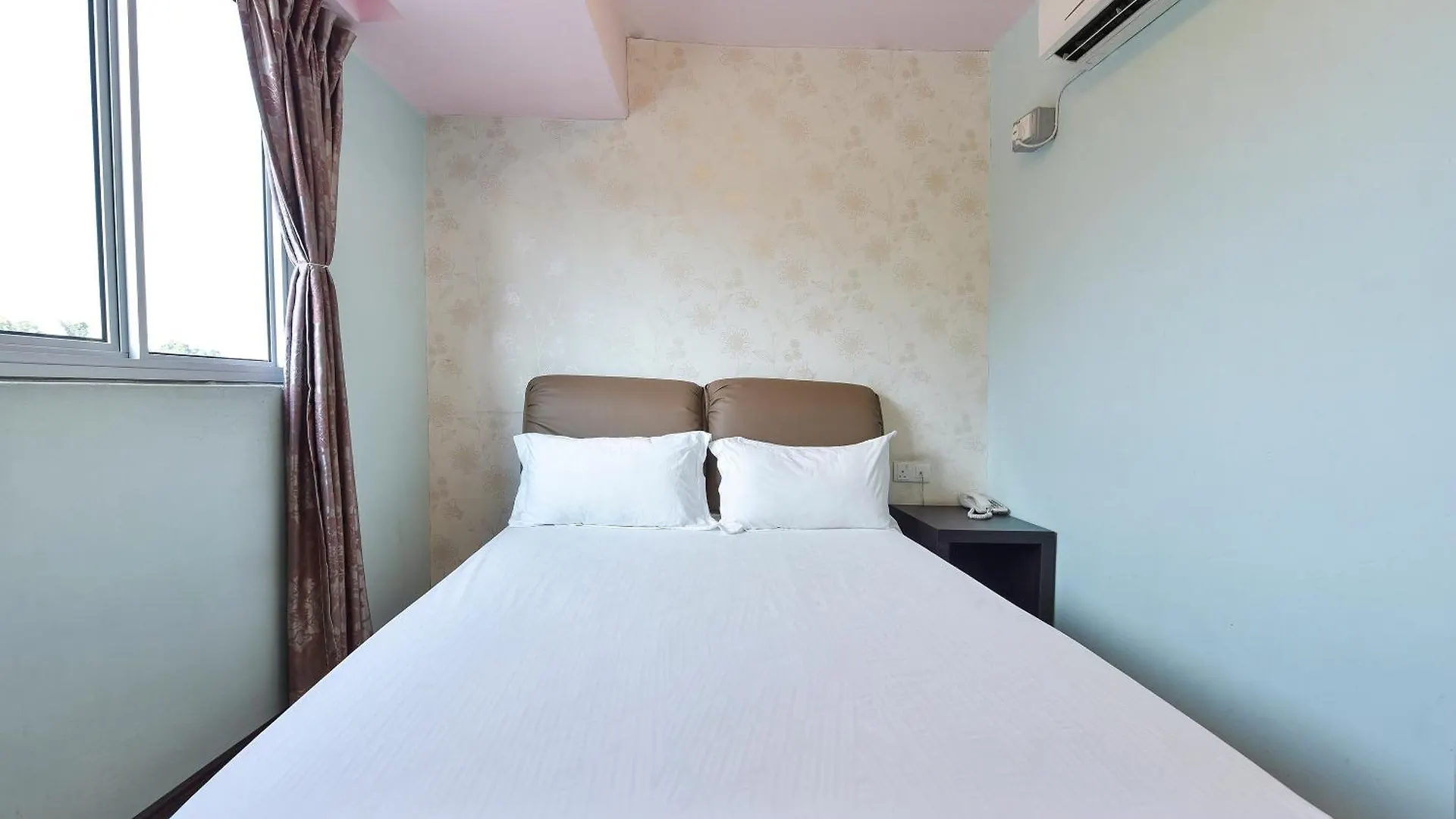 Super Oyo Capital O 516 Grand Ct Hotel Malacca 2*,