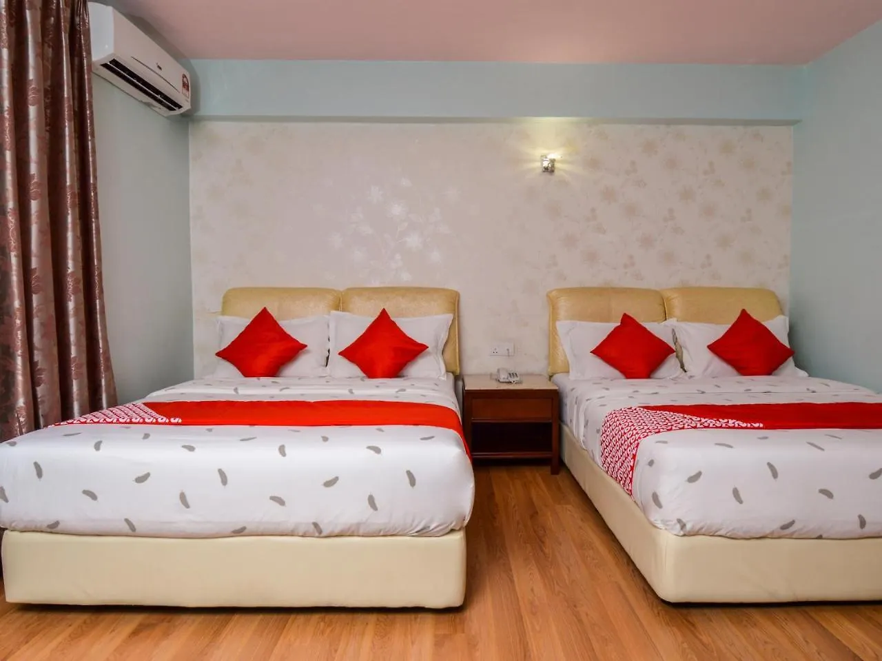 Super Oyo Capital O 516 Grand Ct Hotel Malacca 2*,  Malajsie