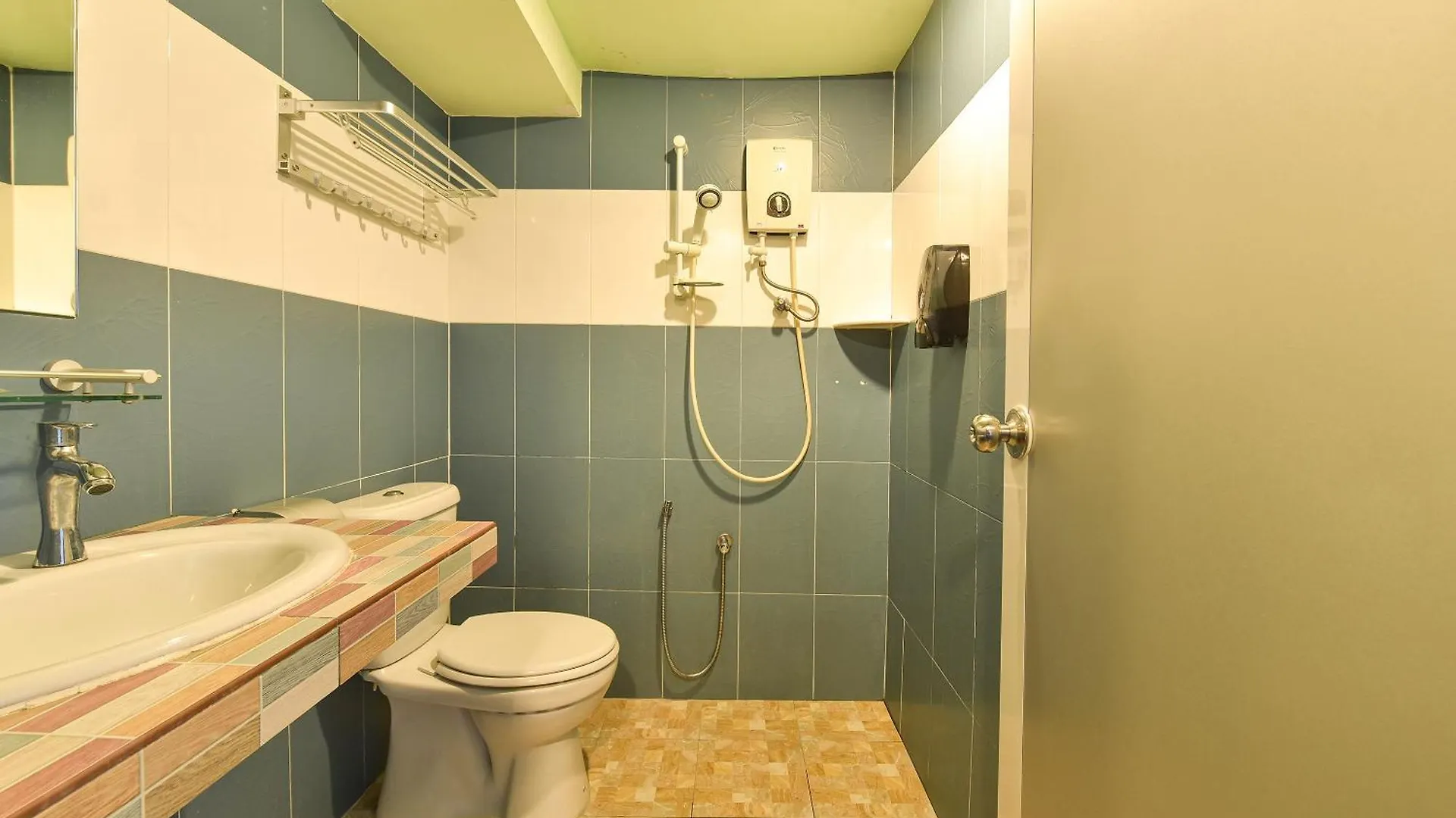 Super Oyo Capital O 516 Grand Ct Hotel Malacca 2*,